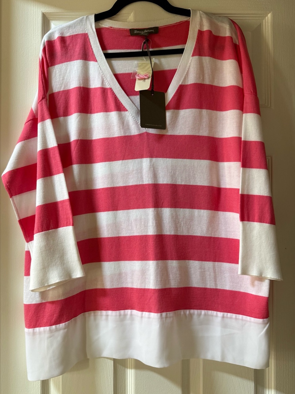 TOMMY BAHAMA Women’s Pickford Stripe V Neck Pullover Neon Pink-XL/TG